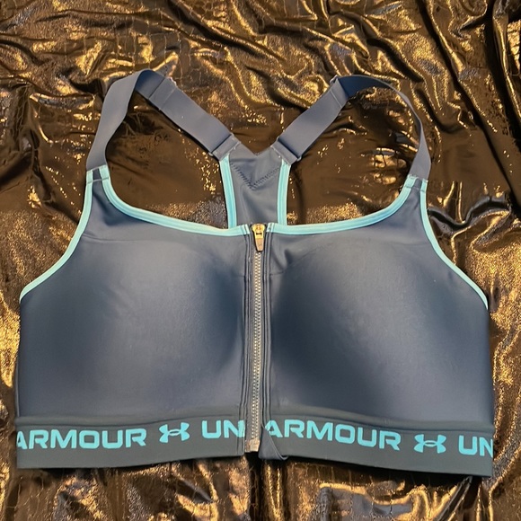 Sold- Under Armour Zip Up compression sports bra - Picture 2 of 5